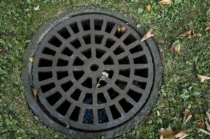 Gully für die Ableitung von Regenwasser